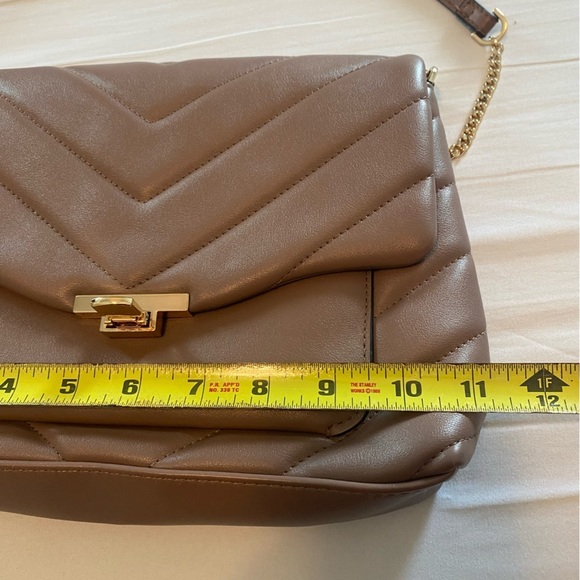 NWOT A New Day Quilted Satchel Handbag with chain crossbody brown tan neutral - Picture 2 of 8
